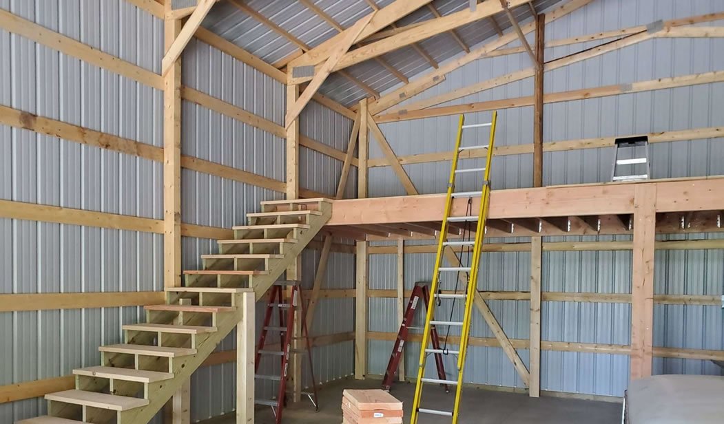 Pole Barn Garage With Loft