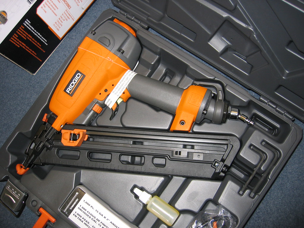 Angled vs Straight Finish Nailer Choosing the Right Tool Architecture