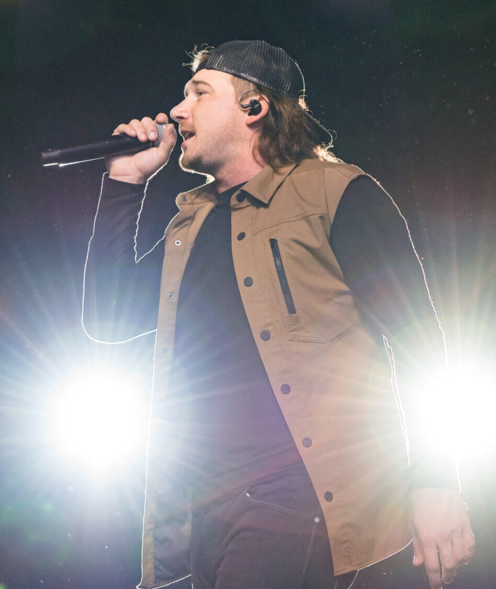 Morgan Wallen performing in Bristol, Tennessee at Country Thunder, Photo by Andrew Wendowski