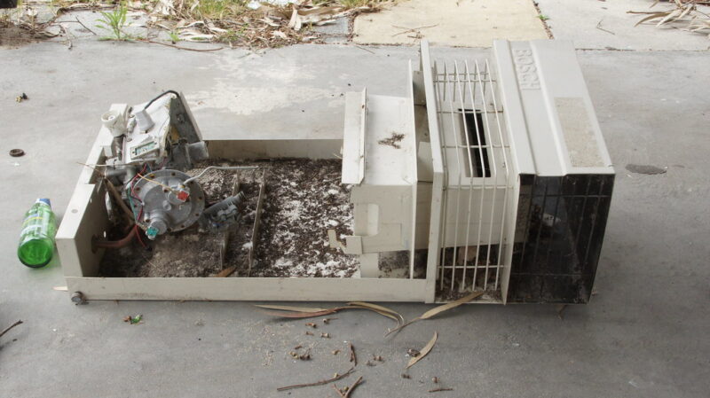 Gutted gas hot water system T&P valve maintenance