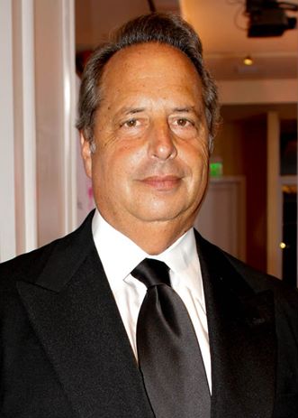 Jon Lovitz Mercedes-Benz Carousel of Hope Gala 2014 (cropped)