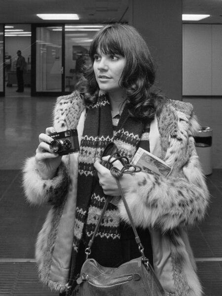 Linda Ronstadt 1976 classic musician