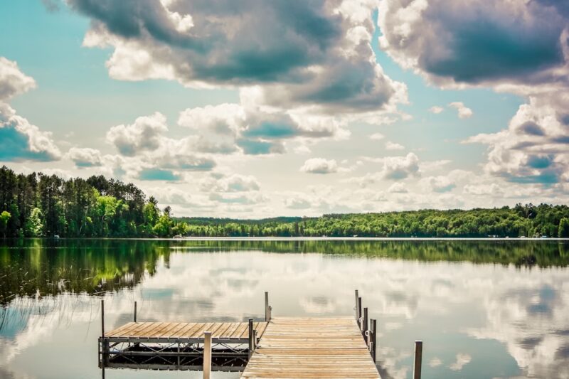 where is the lake in stardew valley