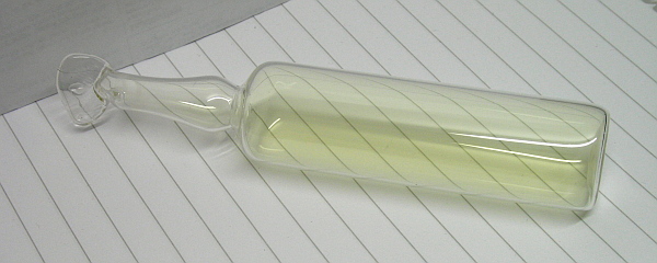 Chlorine ampoule