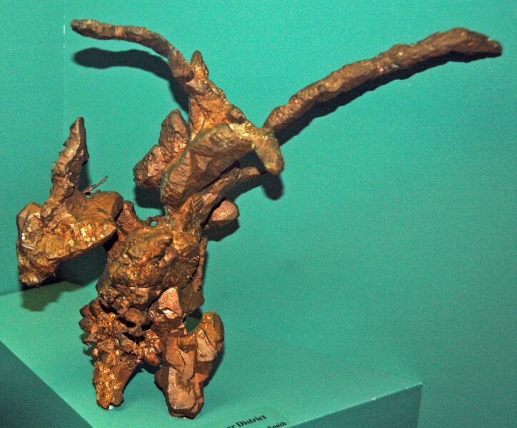 Copper and mineral rocks