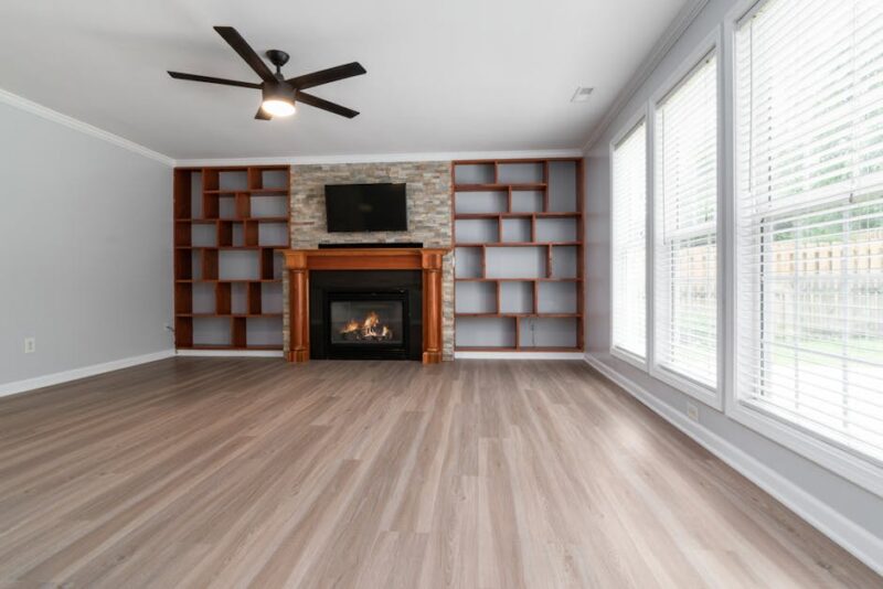 View of an empty living room