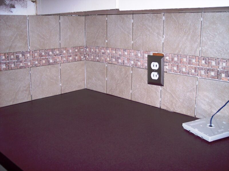 Pre-Grouted Backsplash
