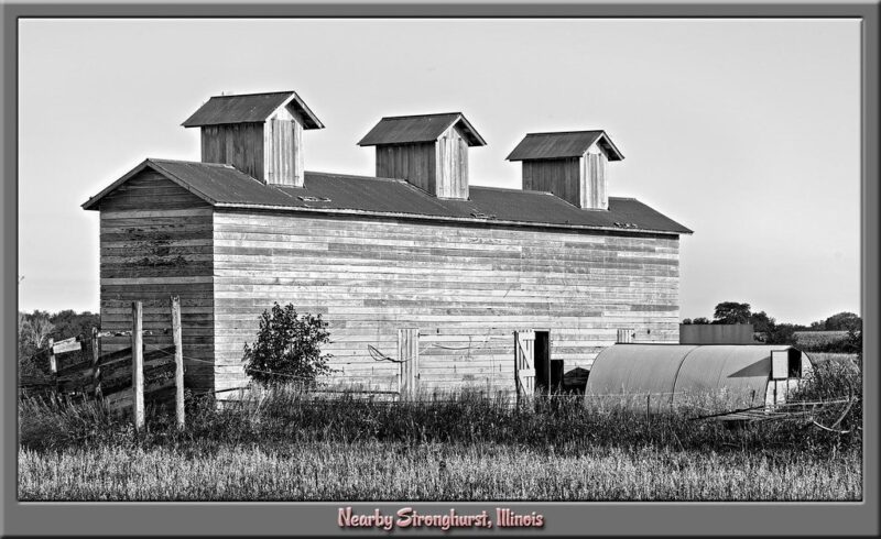 Stronghurst 3 cupola Barn Henderson County, Illinois BW