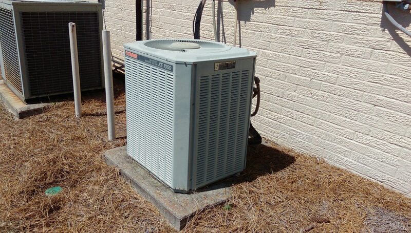 Trane XE 1000 HVAC unit