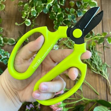 Meraki Floral Tools - Garden Pruning Shears 6.7 Inch, Viburnum - Lime Green