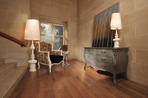 Red Oak Sonora [reading area]