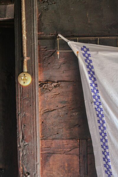 Traditional wooden interior with linen in Türkiye.