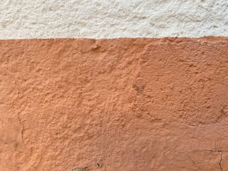 White and brown concrete wall