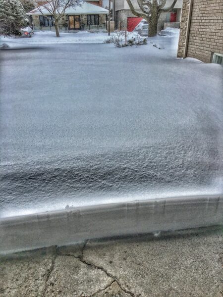 This morning Snow from my Driveway...Amazing snowfall in 33 years - Toronto - Ontario - Canada
