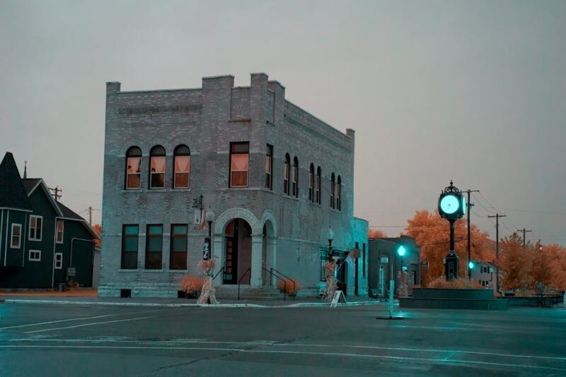 The Return of Main Street: Small-Town Commercial District Revitalization in the Midwest