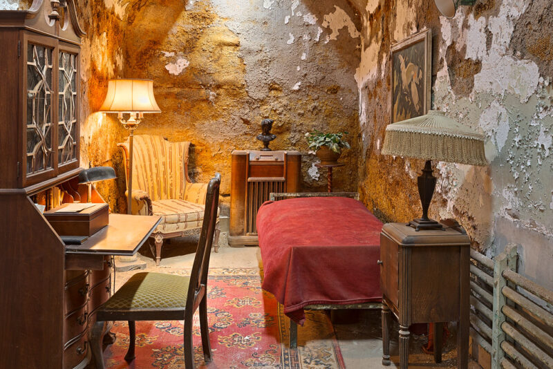Al Capone’s Luxurious Prison Cell