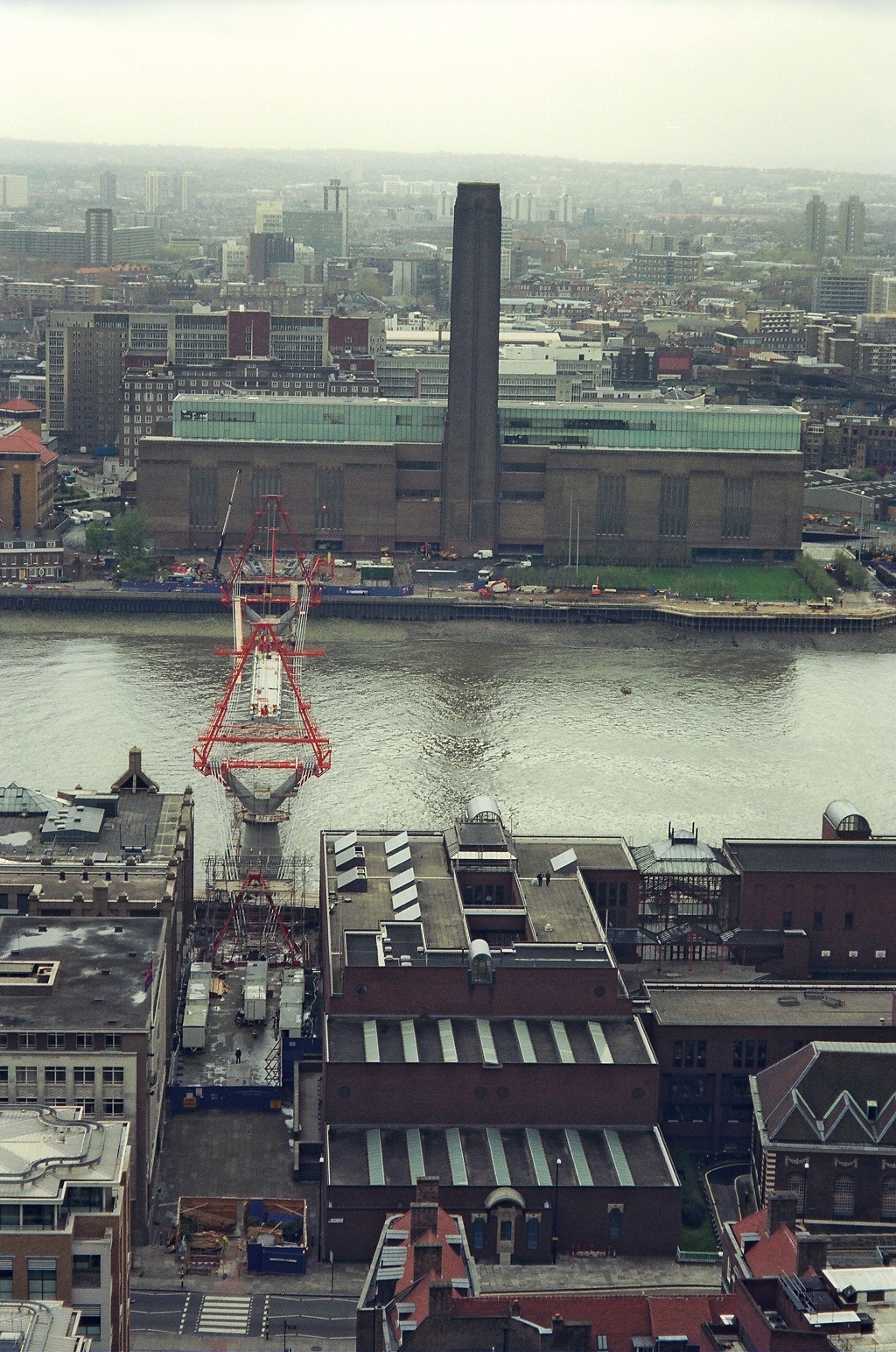 Tate Modern's adaptive reuse of the Bankside Power Station transforms London's South Bank with monumental industrial character and contemporary art space.
