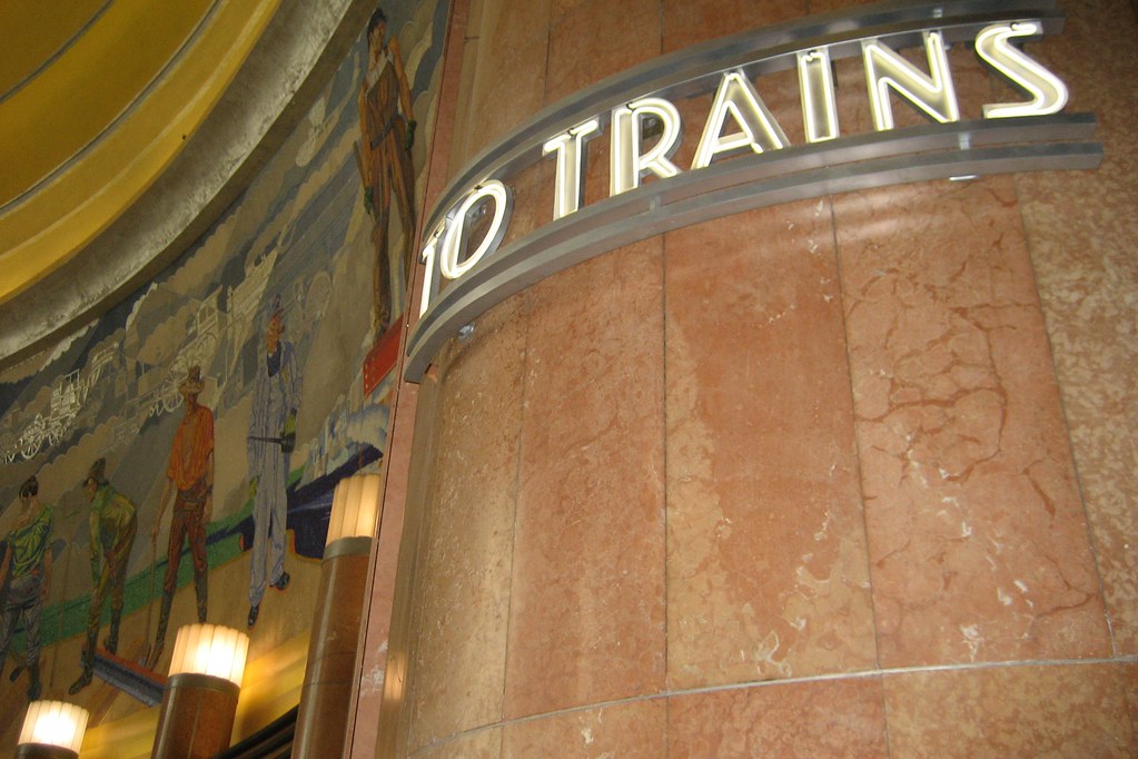 Cincinnati Union Terminal, a historic Art Deco building repurposed as a museum with a monumental half-dome rotunda.