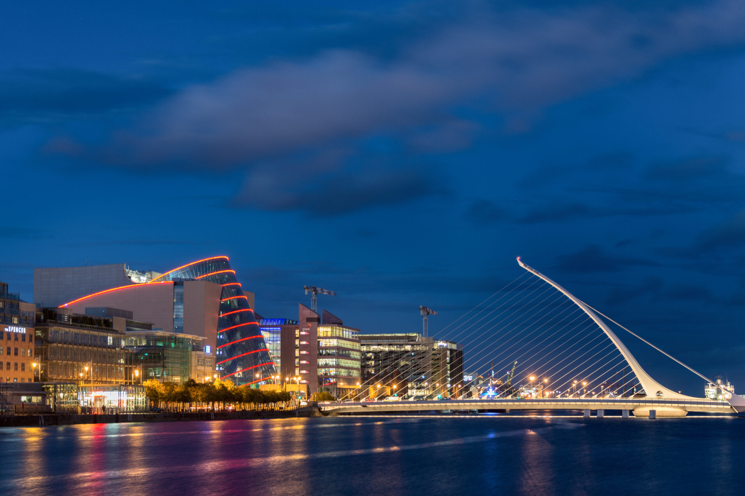 top-10-pedestrian-bridges-with-memorable-design-7