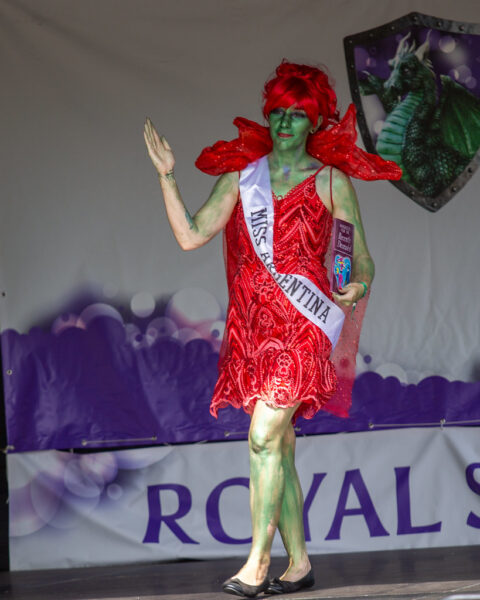 Miss Argentina (The Receptionist) - Beetlejuice